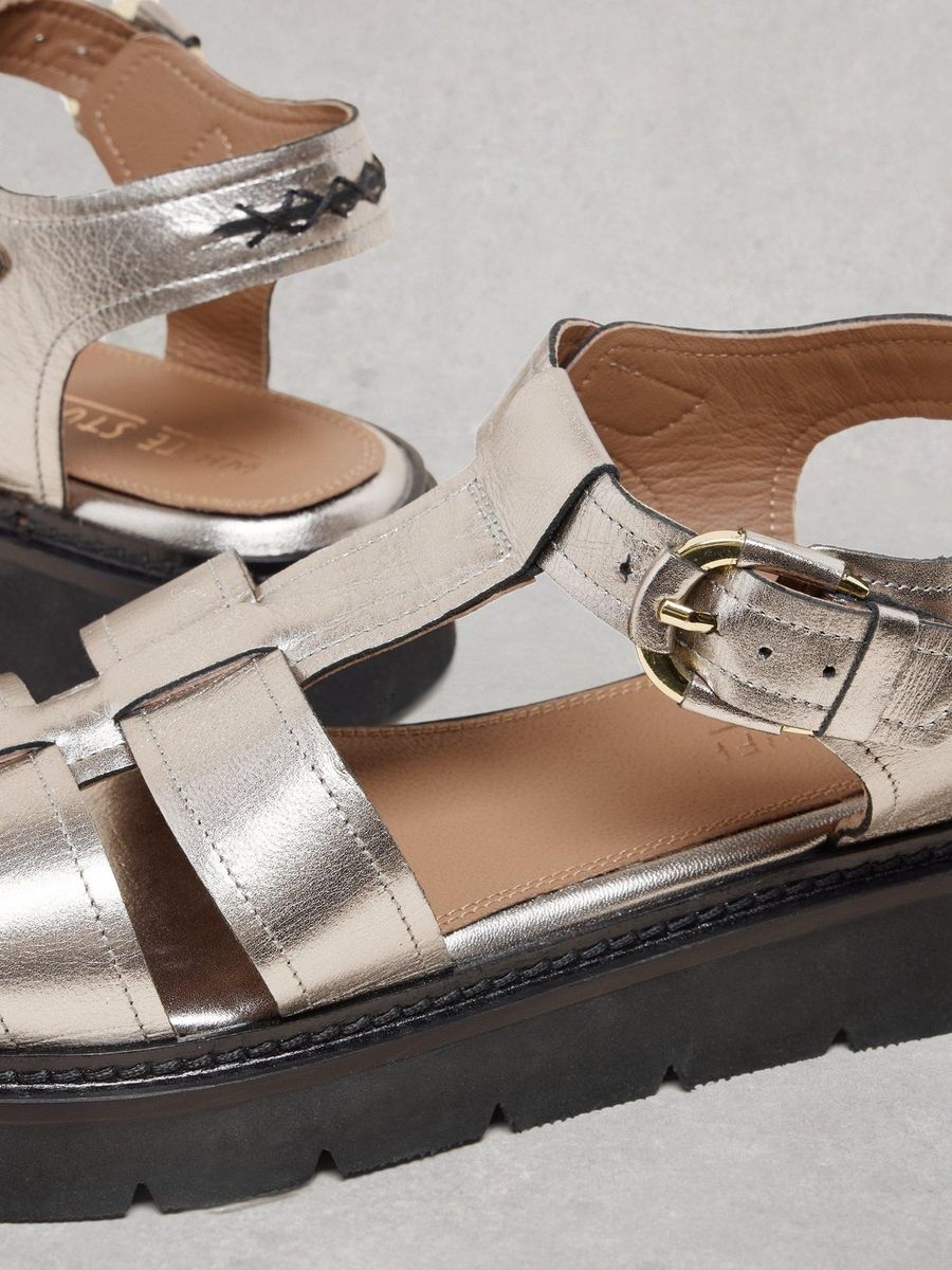 Klobige Metallic-Leder-Plateausandalen