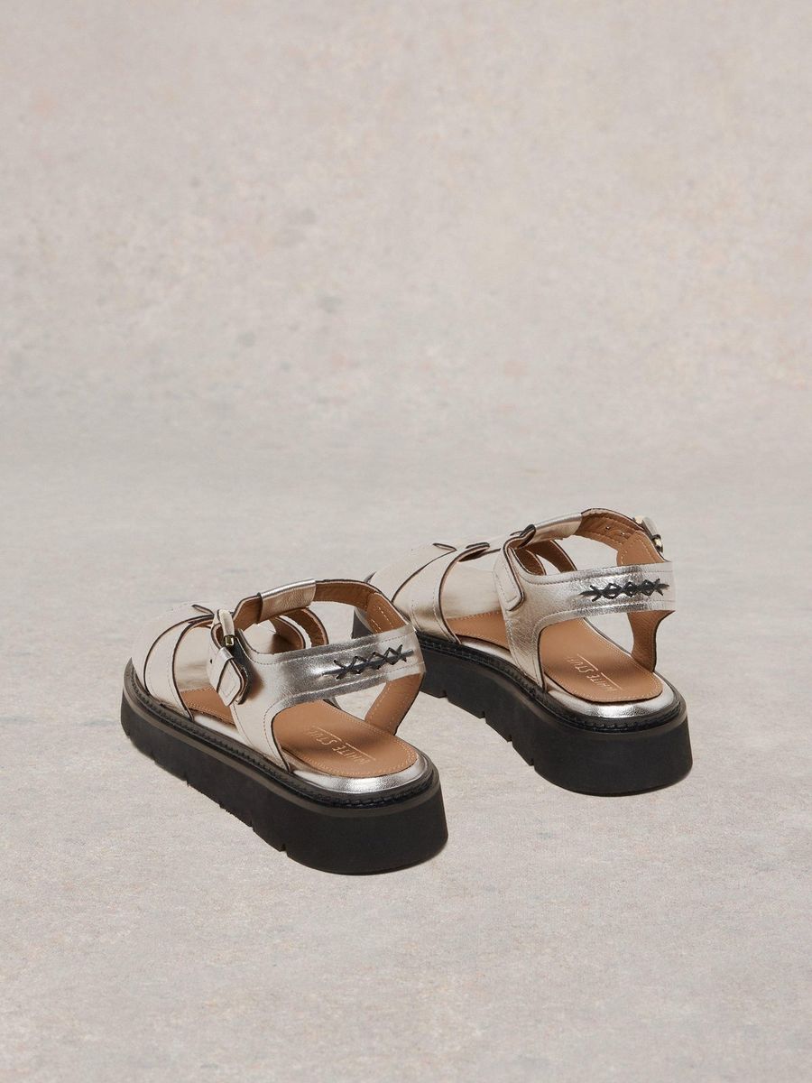 Klobige Metallic-Leder-Plateausandalen