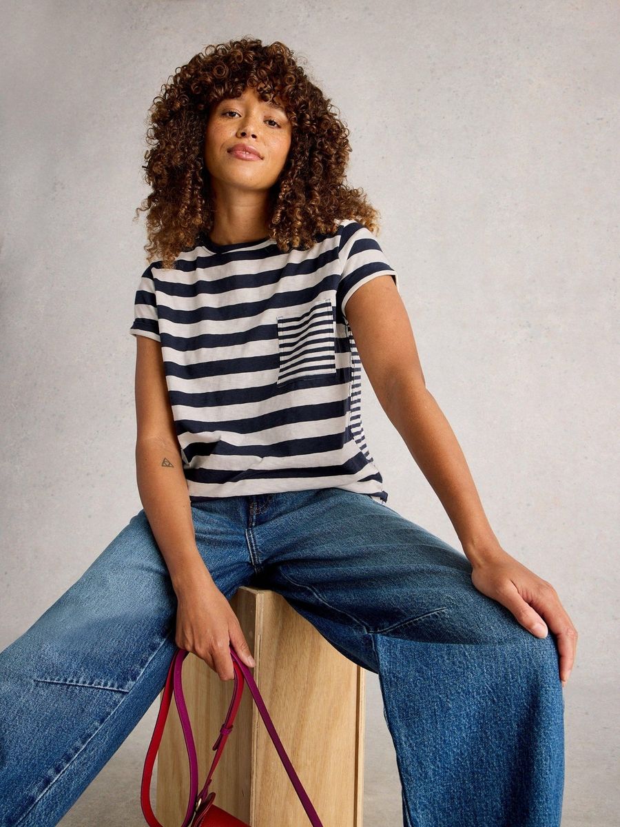Gestreiftes Baumwoll-T-Shirt mit Tasche