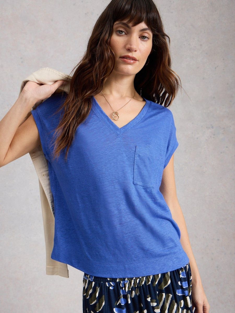 V-Ausschnitt T-Shirt aus Leinen