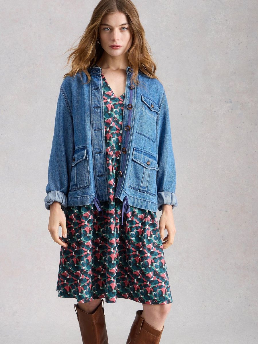 Fließendes Jerseykleid mit abstraktem Print