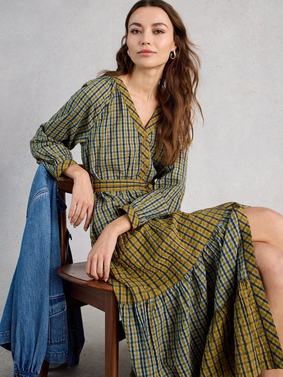 Gestuftes Midi-Gingham-Kleid mit Gürtel
