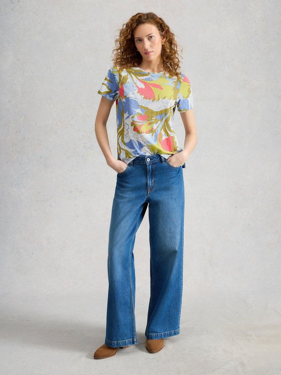 T-Shirt mit künstlerischem Blumenmuster