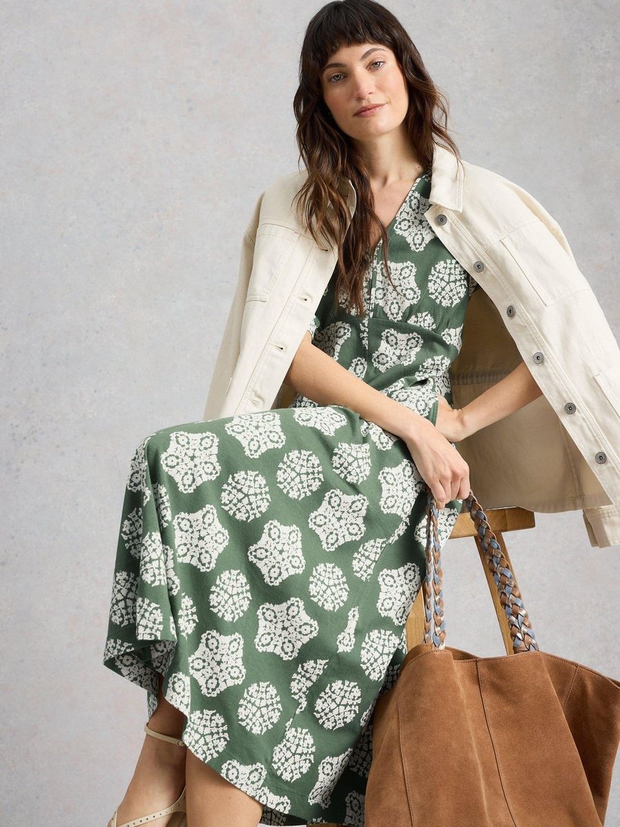 Midikleid mit Mandala-Print und V-Ausschnitt
