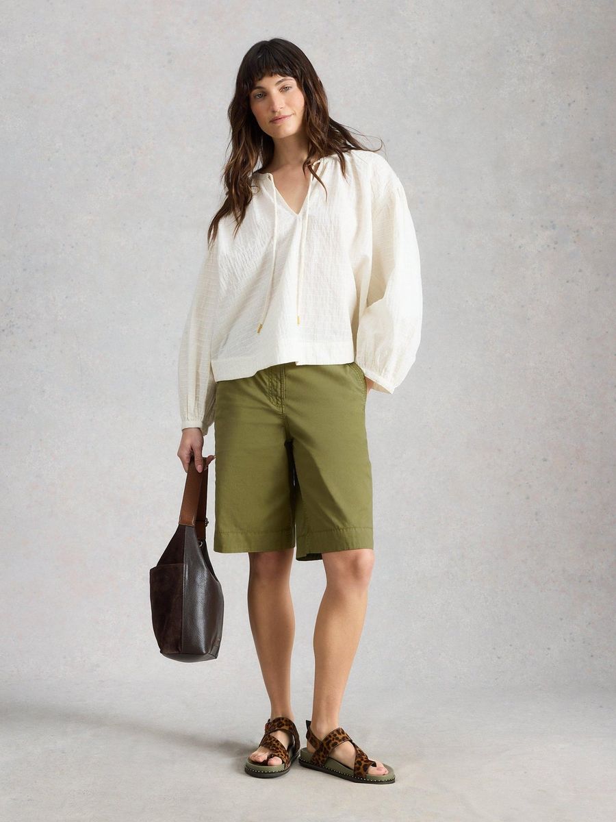 Knielange Chino-Shorts aus Bio-Baumwolle