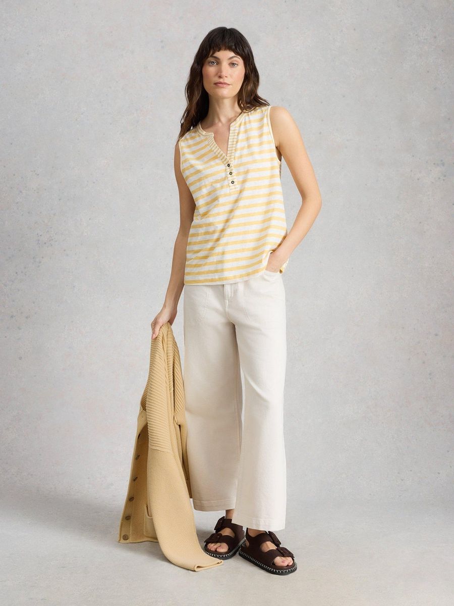 Klassisches Gestreiftes Henley-Top