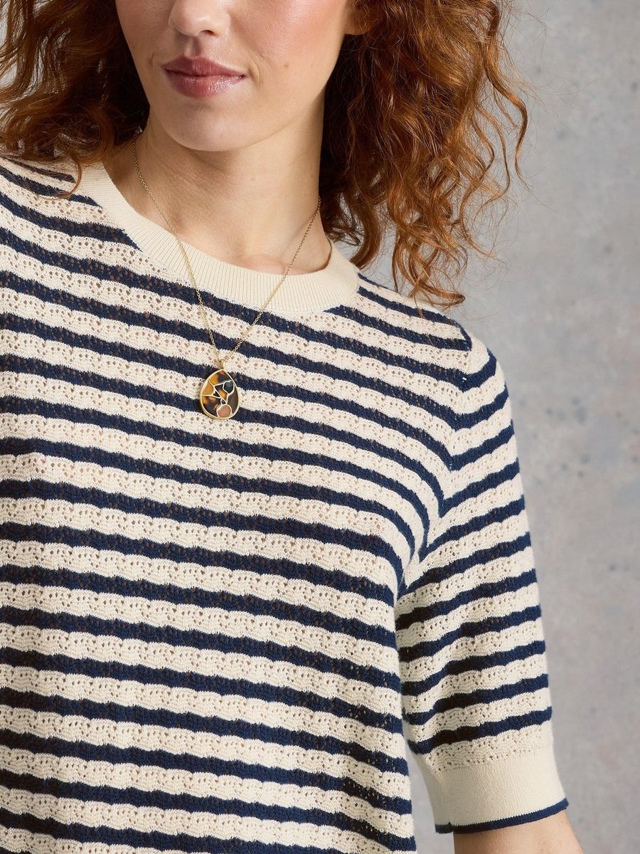 Gestreiftes Pointelle-Stricktop mit Kurzarm