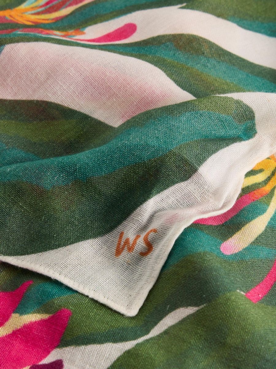 Sommerlicher Schal mit botanischem Papageienprint