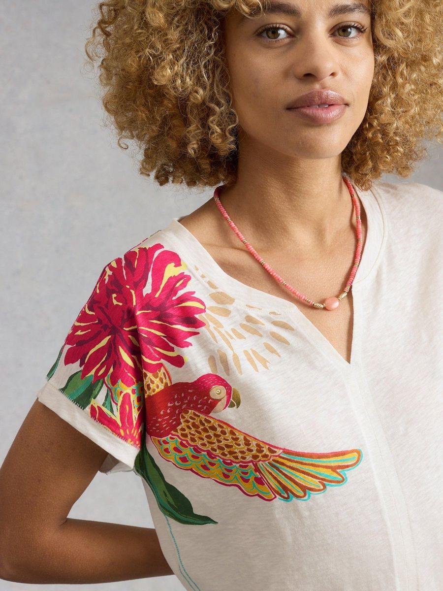 T-Shirt mit Papageien-Print und Keilausschnitt