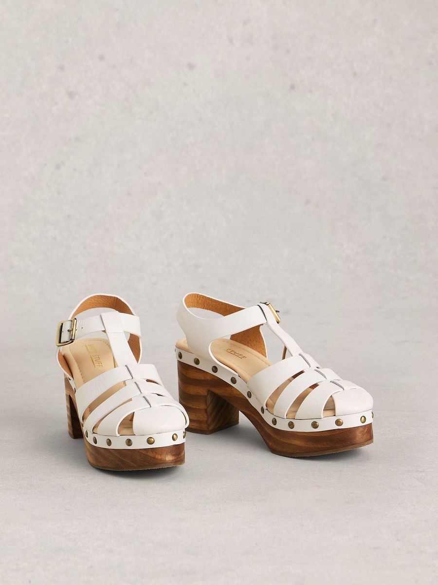 Beschlagene T-Riemen Holzclogs