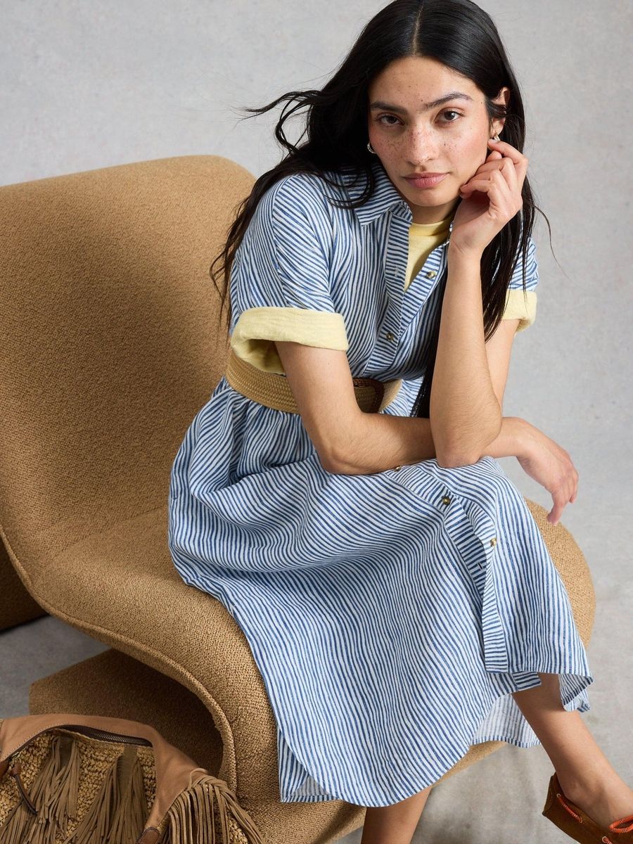 Gestreiftes Midikleid aus Leinen