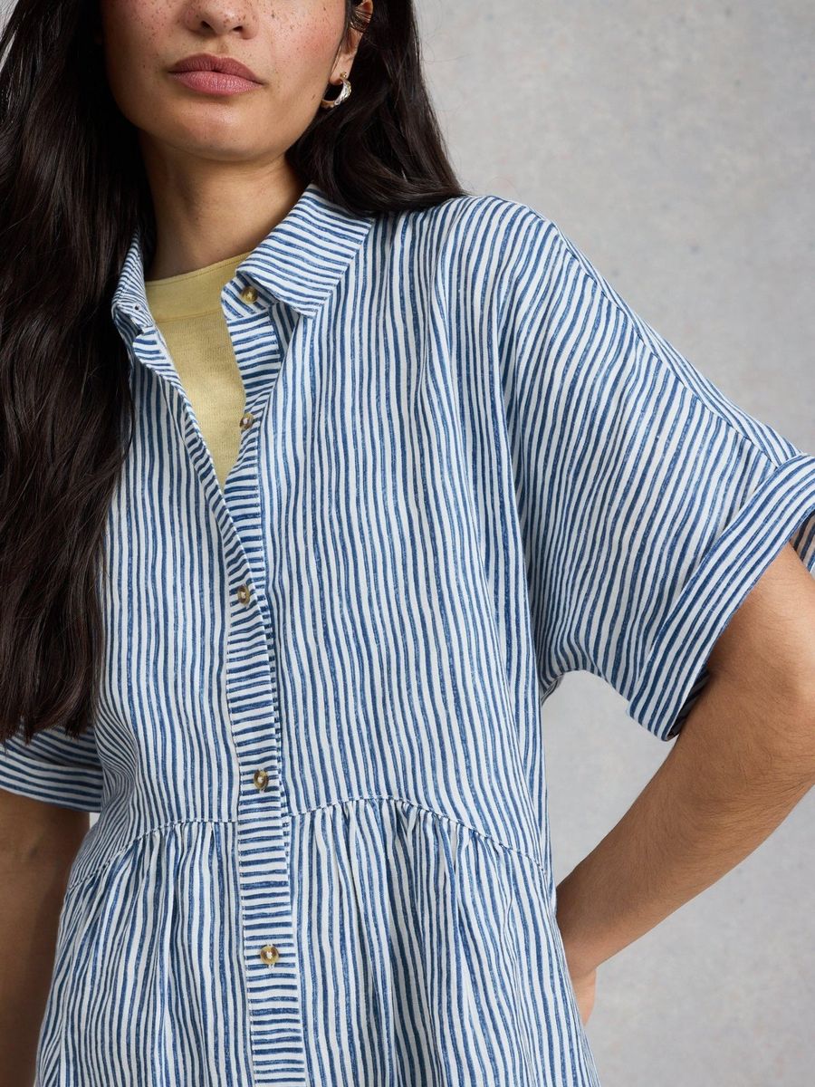 Gestreiftes Midikleid aus Leinen