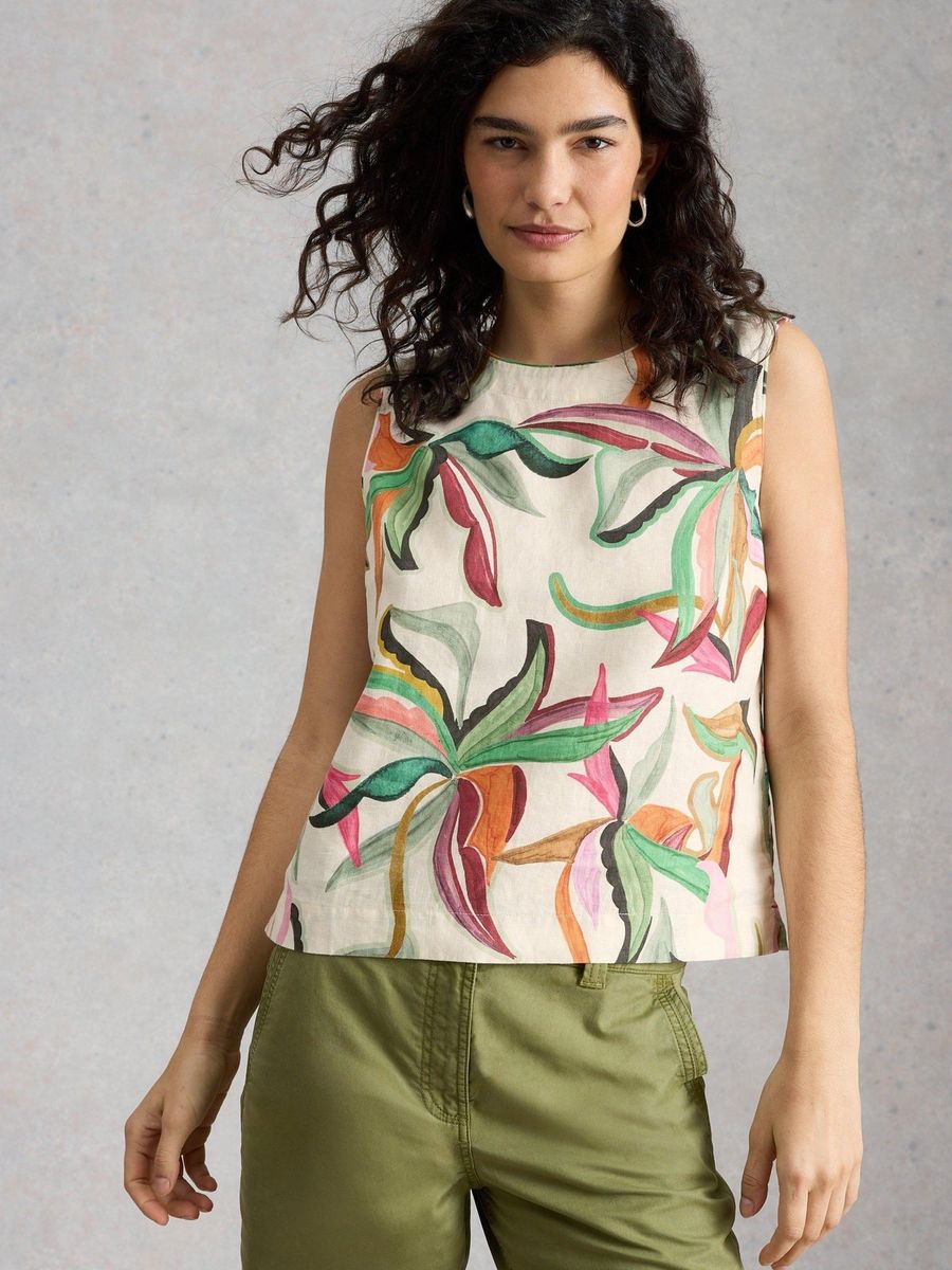Künstlerisches Leinentop mit Aquarell-Blumenmuster