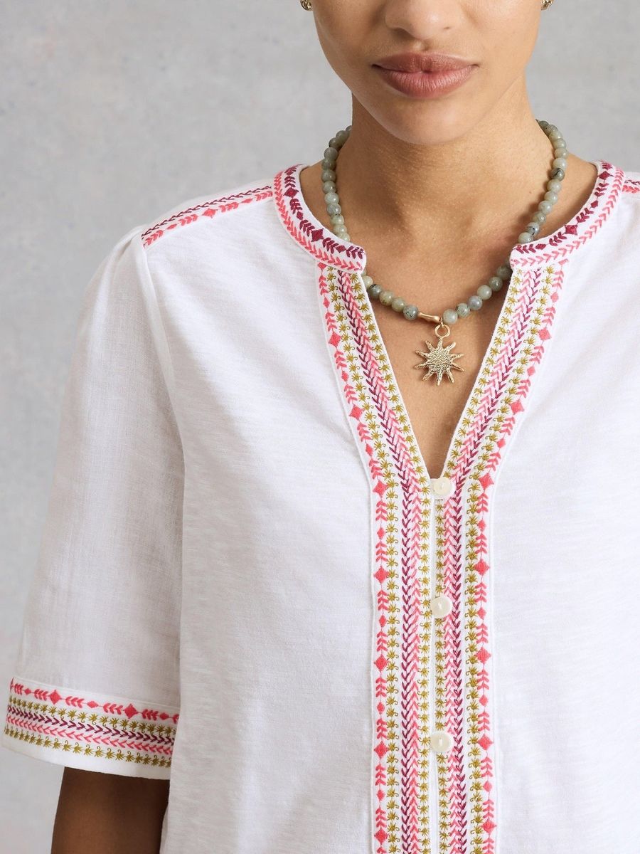 Bestickte Bluse aus Bio-Baumwolle