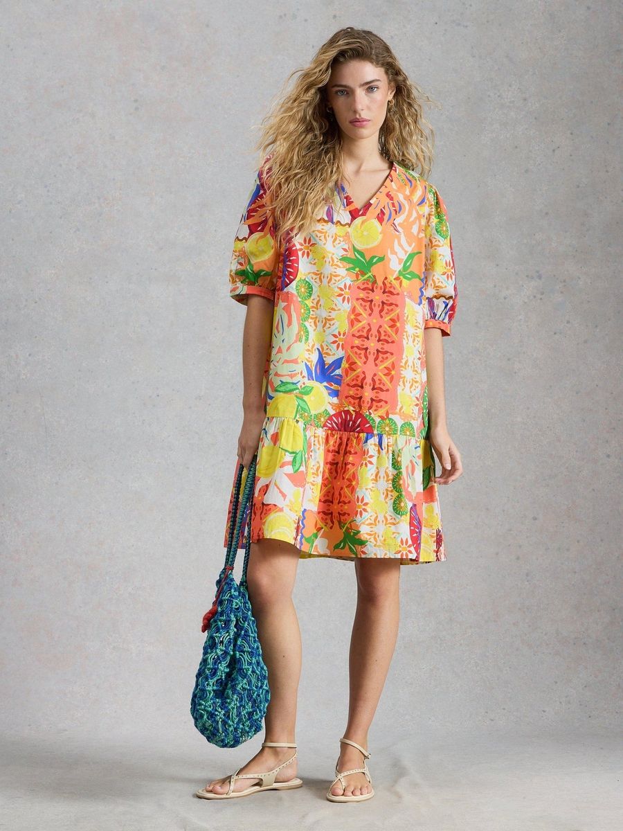 Minikleid mit lebhaftem Fruchtprint