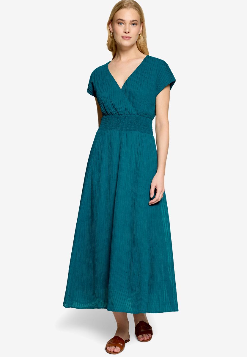 Maxikleid mit Smoktaille und V-Ausschnitt