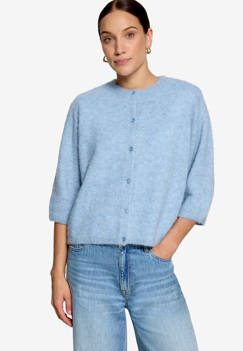 Strickjacke mit 3/4-Arm und Knöpfen