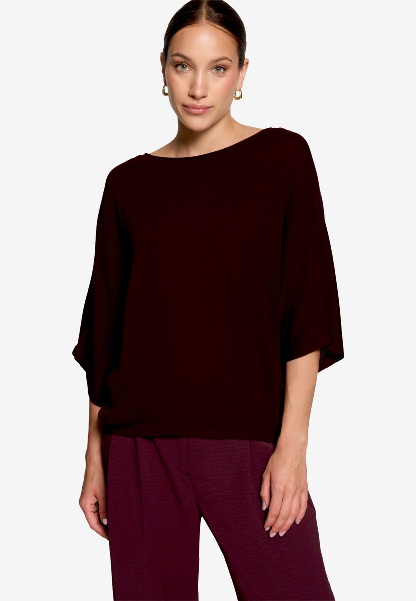 Leichter Strickpullover mit Fledermausärmeln