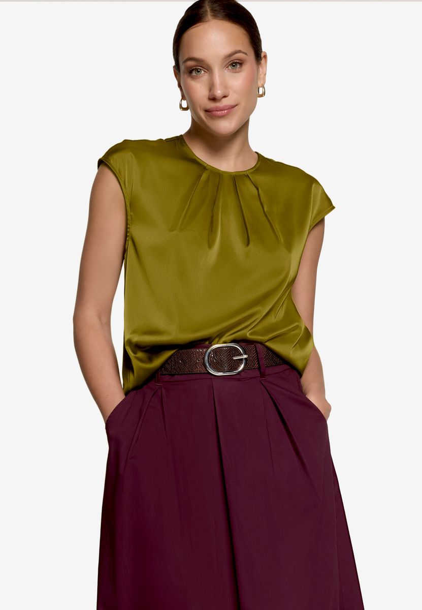 Elegante Satinbluse mit Faltenwurf