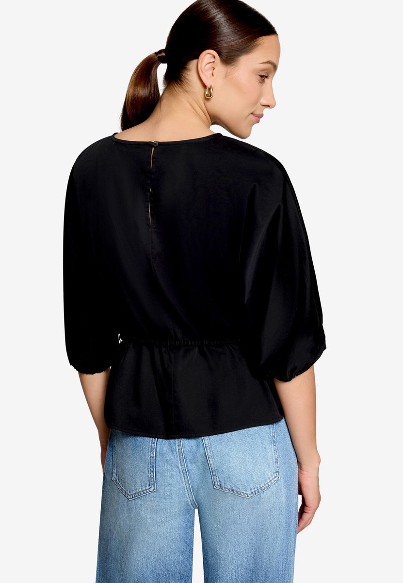 Satinbluse mit Bindegürtel