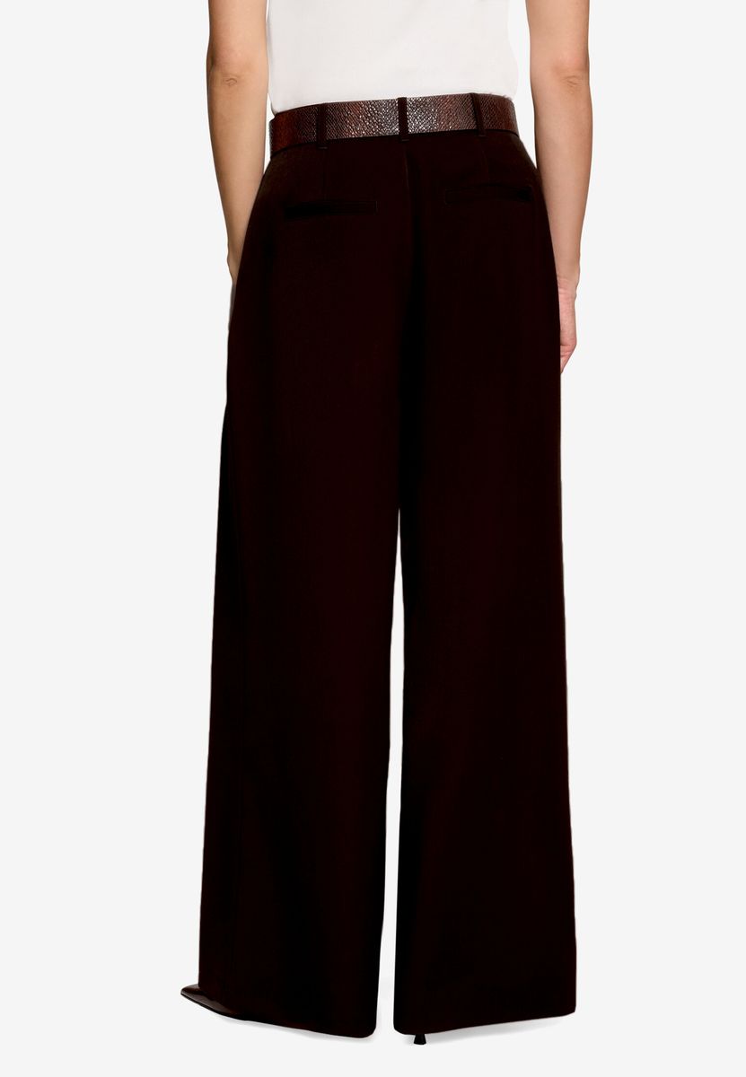 Elegante Faltenhose mit weitem Bein