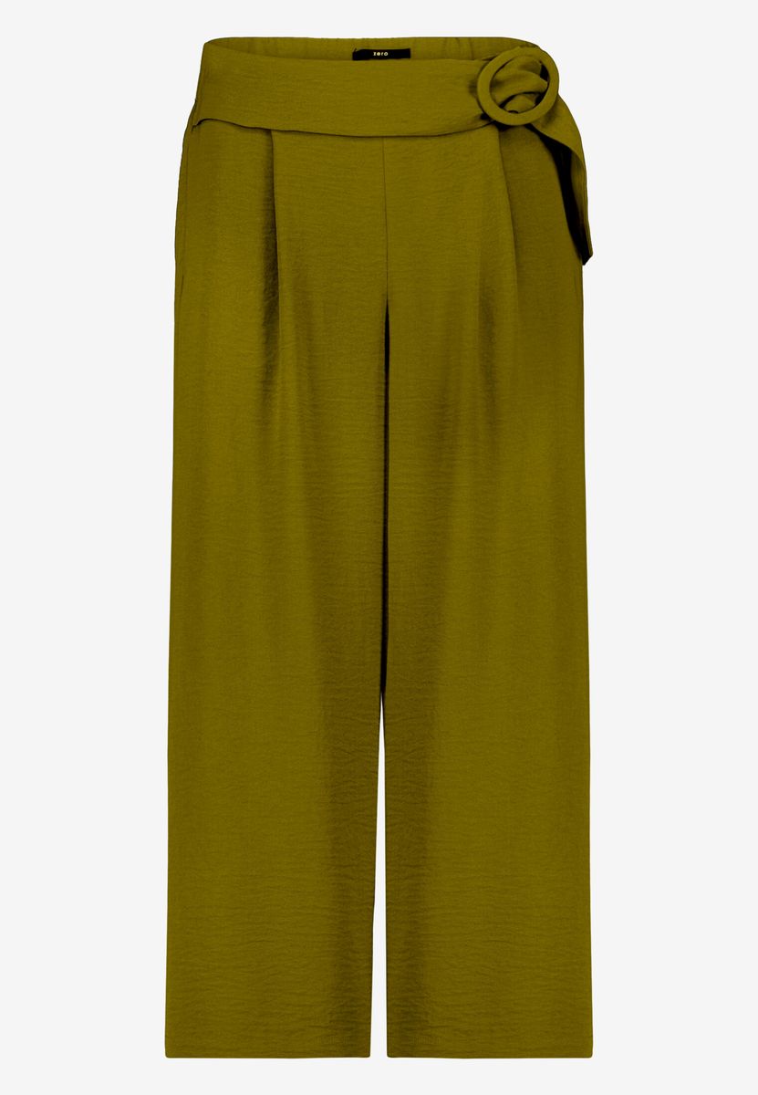 Weite Culotte mit Schnallengürtel
