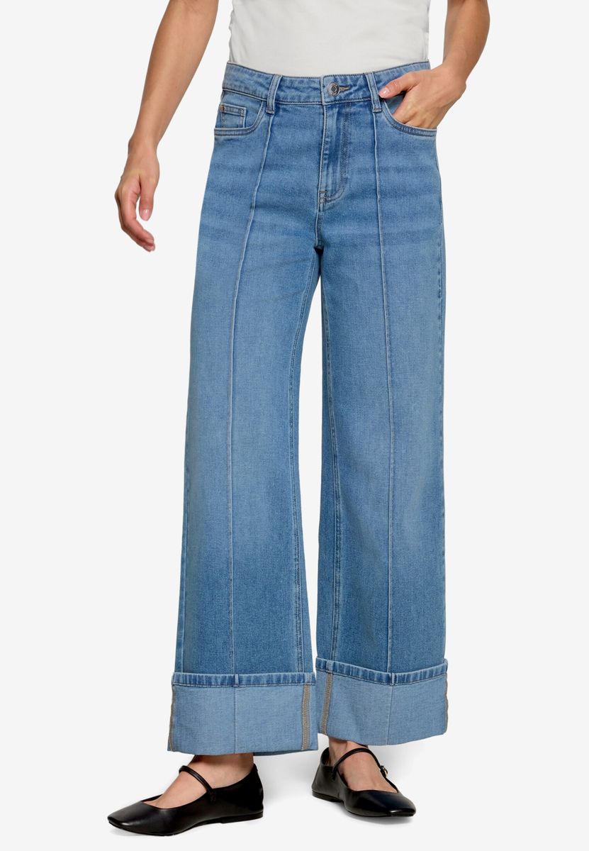 Weit geschnittene Jeans mit breitem Umschlag