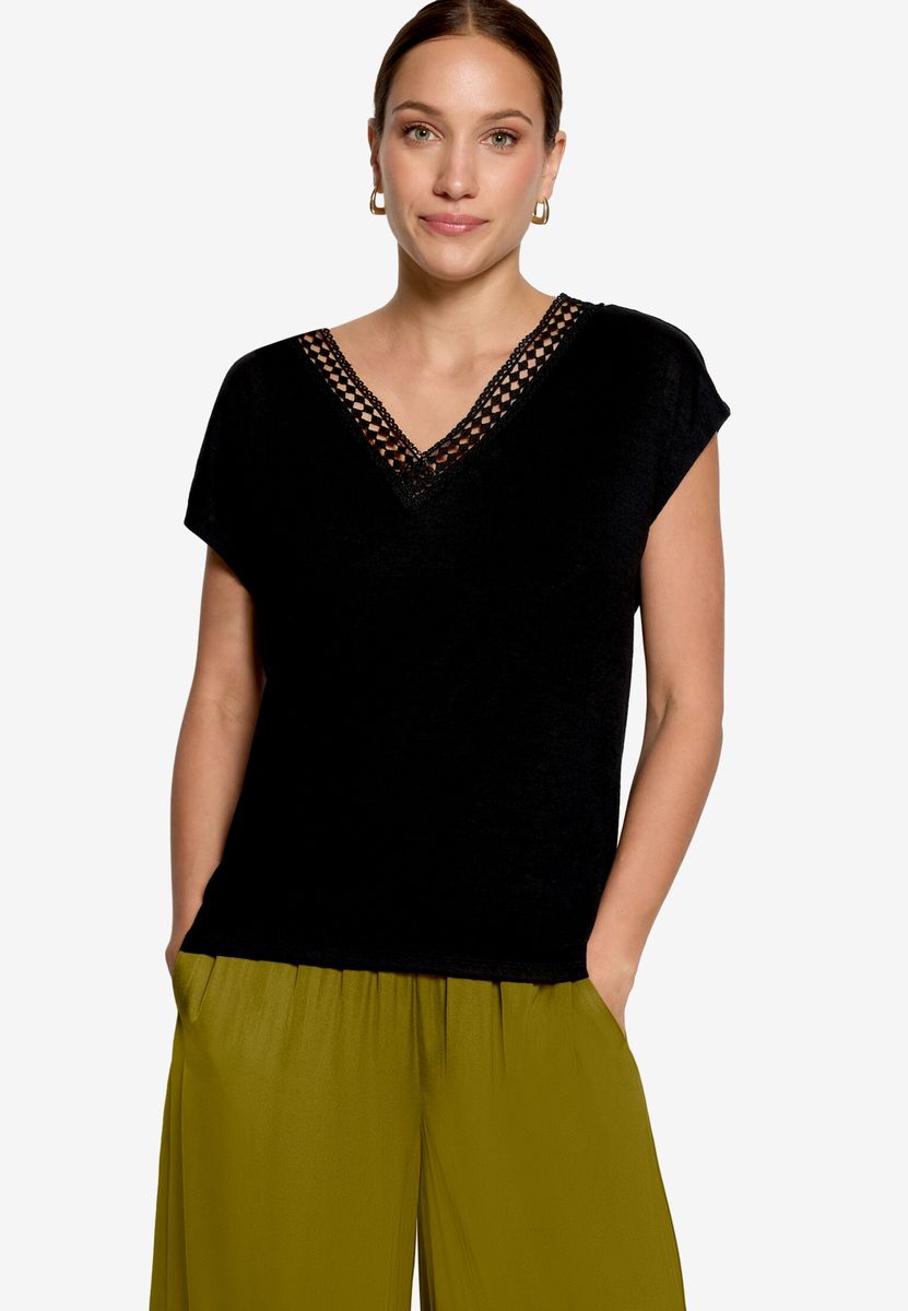 T-Shirt mit V-Ausschnitt und Spitze