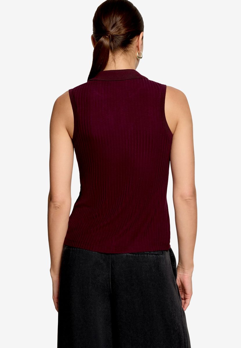 Ärmelloses Poloshirt aus Rippstrick