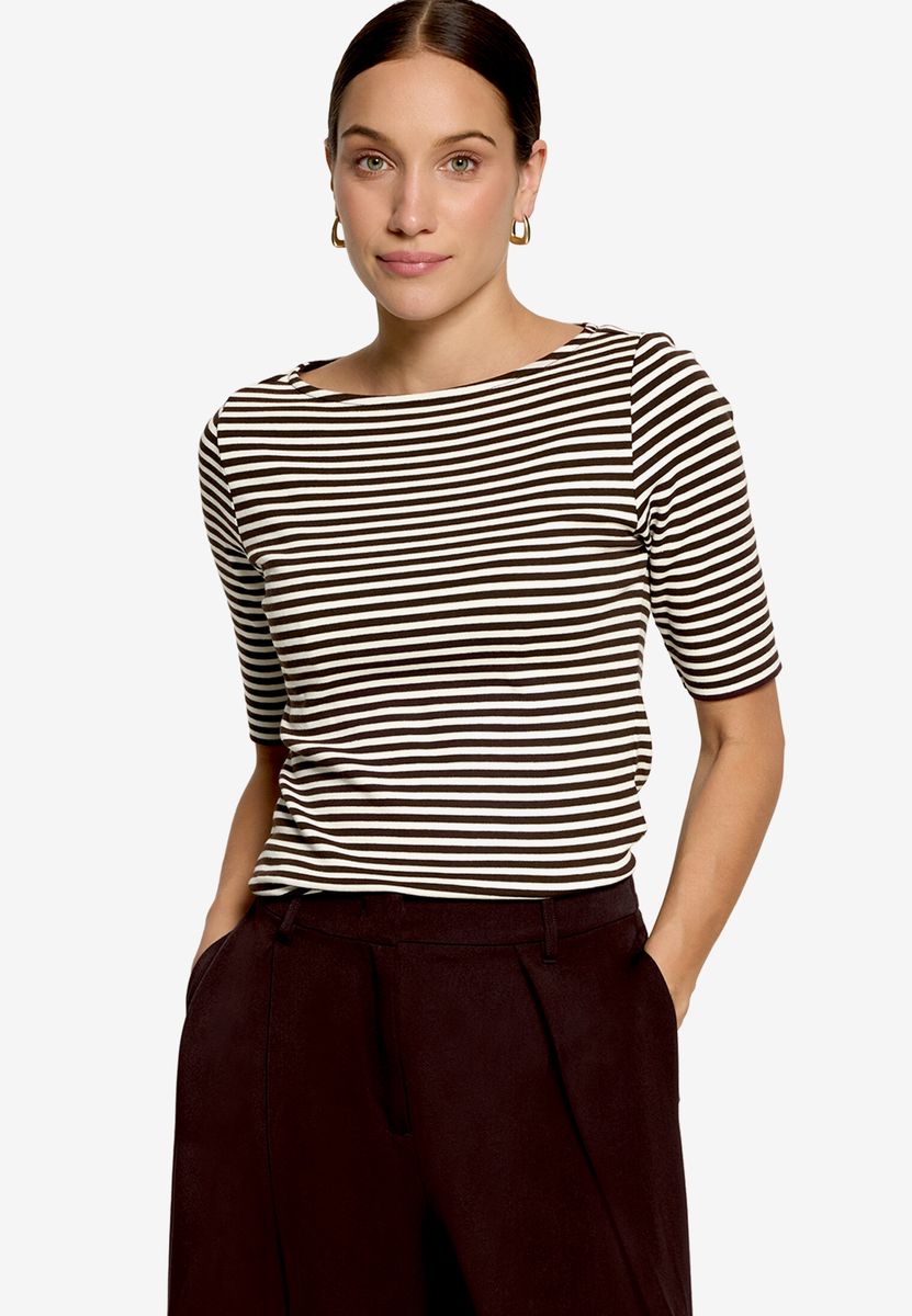 Klassisches Ringelshirt mit U-Boot-Ausschnitt