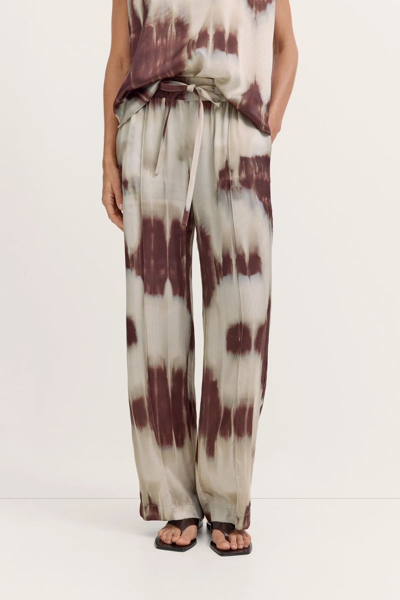 Fließende Loungehose mit Batik-Print