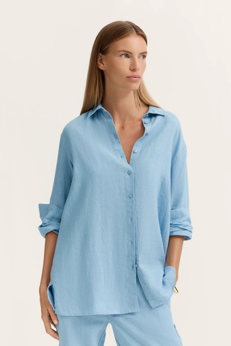 Leichte Hemdbluse aus reinem Leinen