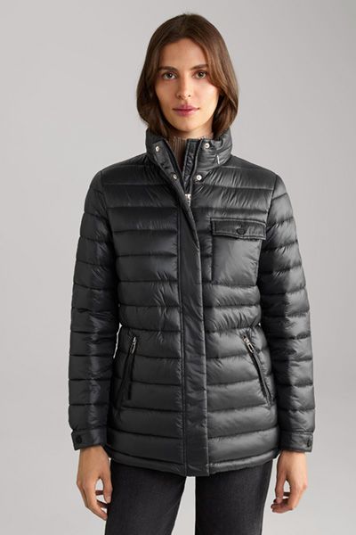 Wattierte Steppjacke mit integrierter Kapuze