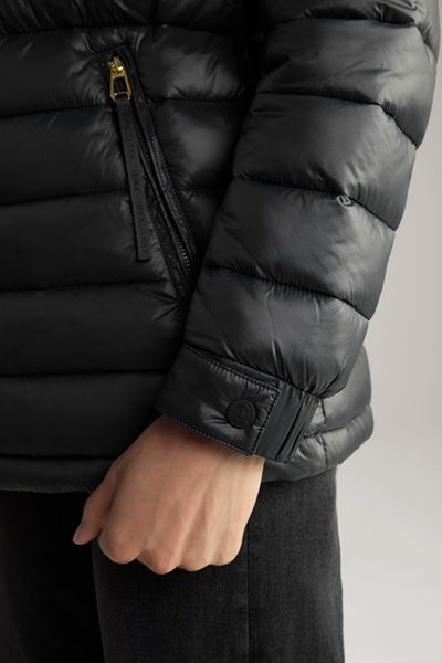 Wattierte Steppjacke mit integrierter Kapuze