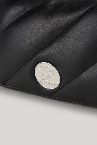 Gesteppte Schultertasche aus Kunstleder