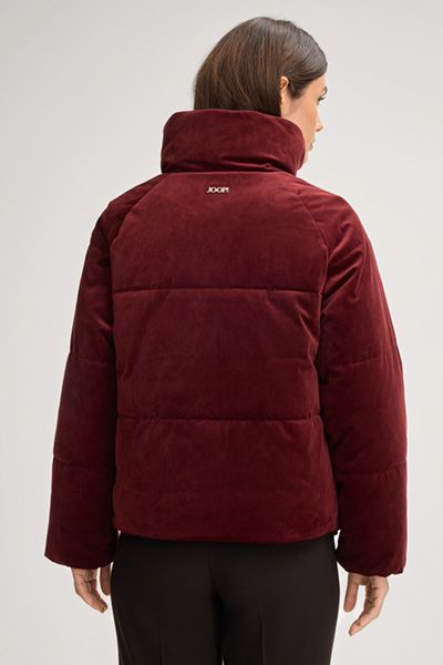 Steppjacke in Samtoptik