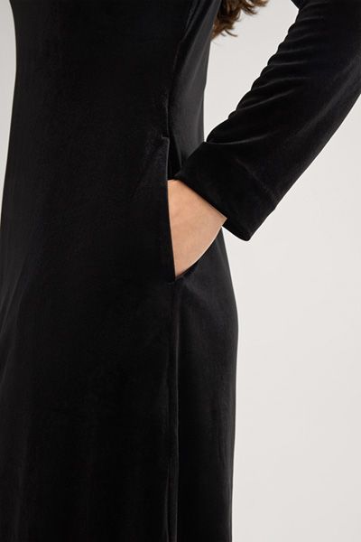 Elegantes Samtkleid in A-Linie