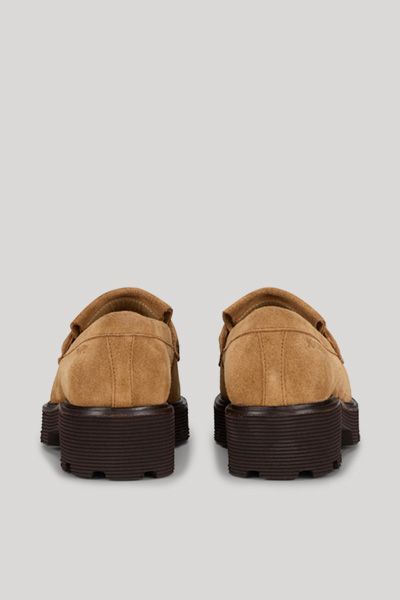 Wildleder-Loafer mit Fransen und Profilsohle