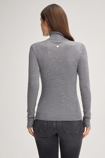 Minimalistischer Rollkragenpullover aus Wolle