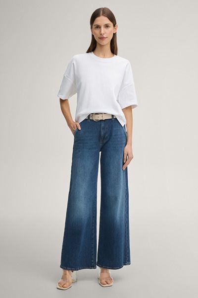 Minimalistisches T-Shirt im Boxy-Schnitt