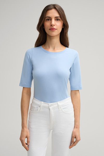 Rundhals-Shirt mit dezentem Strass-Logo