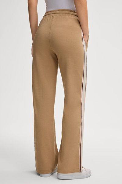 Weit geschnittene Sweatpants mit Kontraststreifen