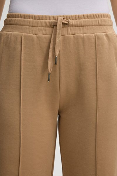 Weit geschnittene Sweatpants mit Kontraststreifen