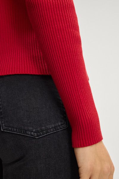 Gerippter Slim-Fit Stehkragenpullover