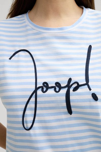 Gestreiftes Shirt mit kursiver Stickerei