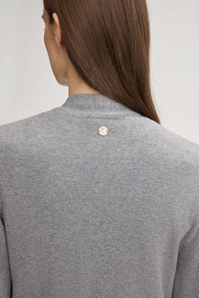 Langer Strickcardigan mit Bindegürtel