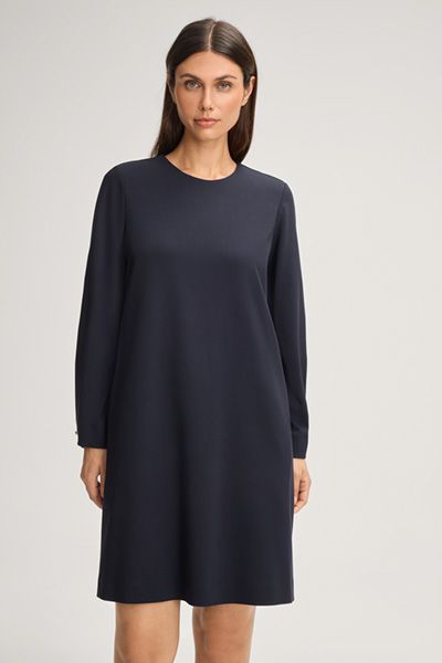 Minimalistisches Langarm-Hängerkleid