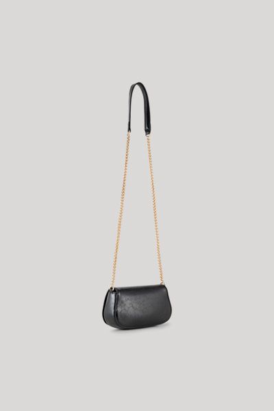 Elegante abgerundete Schultertasche mit Kette