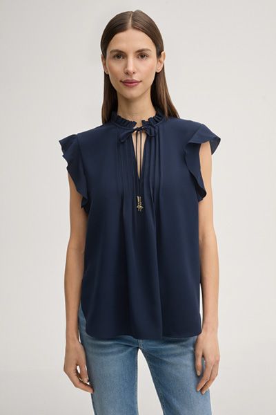 Elegante Bluse mit Rüschenkragen