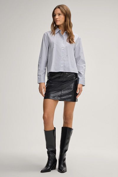 Minimalistische Streifenbluse mit Logo-Print